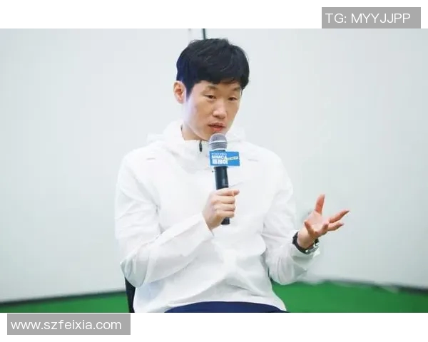 韩国足球明星朴智星身价揭秘及其在国际足坛的影响力分析 韩国足球明星朴智星身价揭秘及其在国际足坛的影响力分析