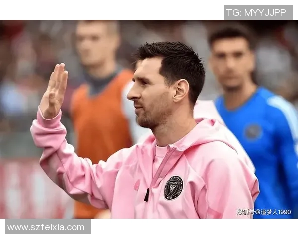 追逐梦想的绿茵传奇接近球王的足球明星成长之路